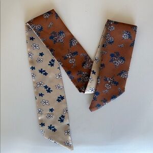 ☀️ 🌸Versatile Double Sided Floral Accent Mini Hair Tie / Mini Scarf
